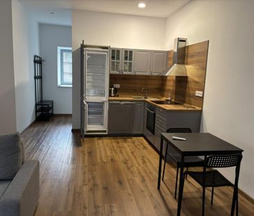 Pronájem bytu 1+kk 44 m2 - Fotografie 3