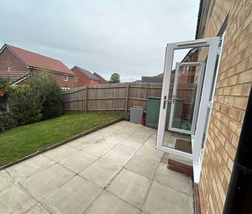 3 bedroom semi-detached house to rent - Photo 6