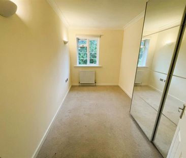 3 bedroom apartment to rent - Photo 4