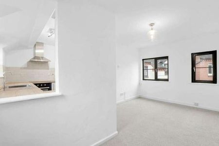 Feckenham Court, Feckenham,high Street, Redditch, B96 - Photo 2