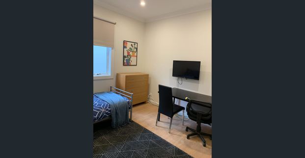 Single Room In Share House - Photo 1