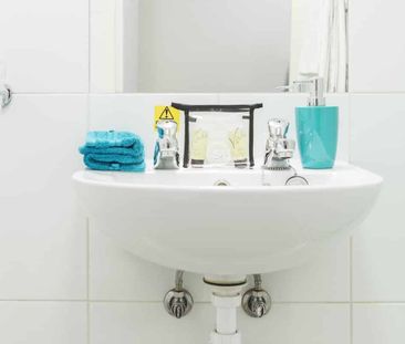 Bronze Ensuite - Photo 6