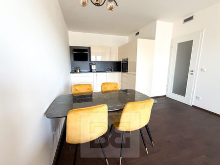 Pronájem bytu 2+kk 58 m², Mezi vodami, Praha - Photo 3