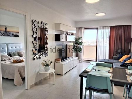 Alquiler de ático en Ronda Cesar Canovas Girada - Photo 2