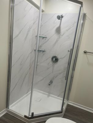 For Lease - 2147 Hallandale Street, Oshawa, Ontario - Photo 1