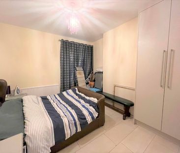 Room in a Shared House, Broadhurst Avenue, IG3 - Photo 1