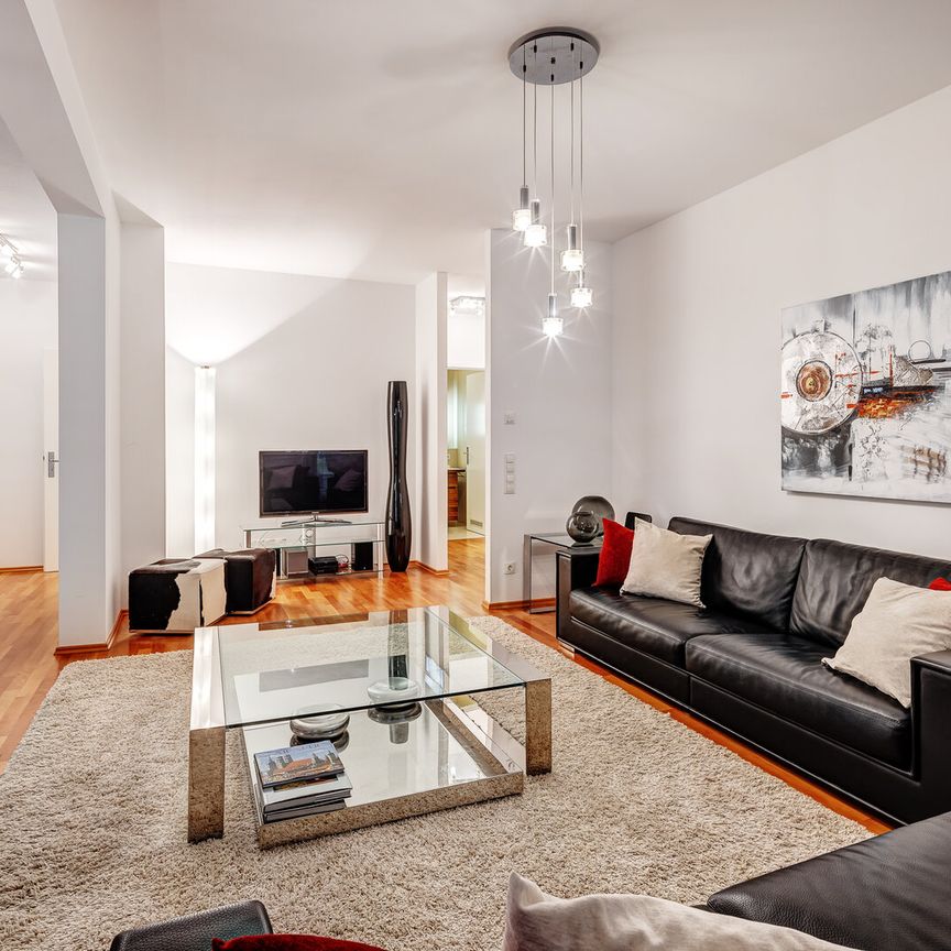 Premium apartment for rent in top location in Schwabing - Photo 1