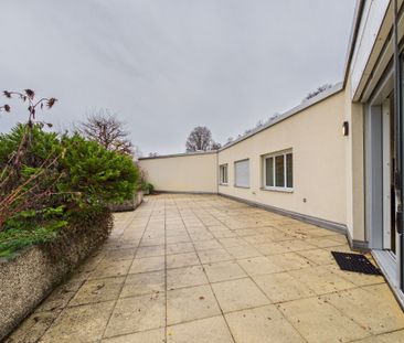 Sun-drenched 4.5-room apartment in Köniz, BE - Photo 5