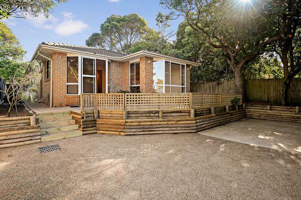 Private Family Home Moments from Manly Dam - Photo 1