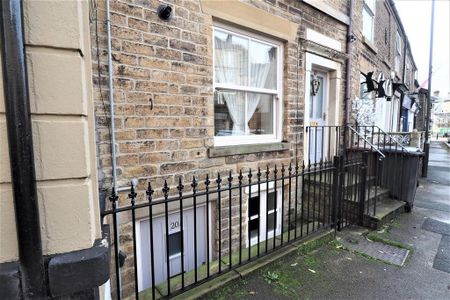 1 bedroom maisonette to rent - Photo 4