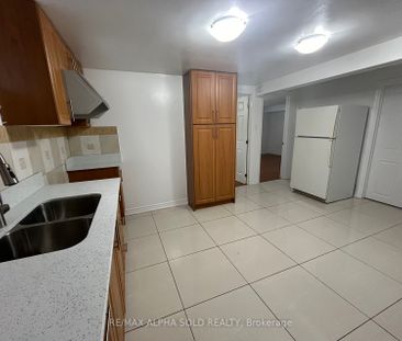 Detached Home For Lease | E8123772 - Photo 4