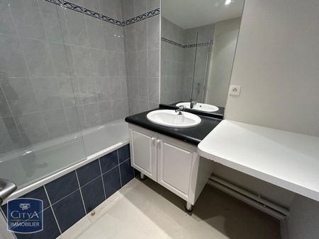 Location Appartement 2 pièces 46m² LAVAL 53000 - Photo 5