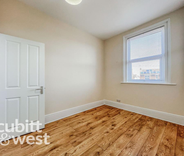 1 bedroom in a house share to rent - Photo 6