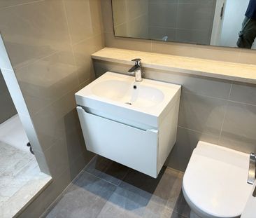 Room in a Shared House, Very Near The Common Area, W5 - Photo 6