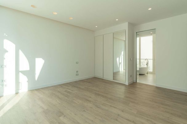 Location Appartement de luxe Monaco 4 Pièces 296.5 m² - Photo 1