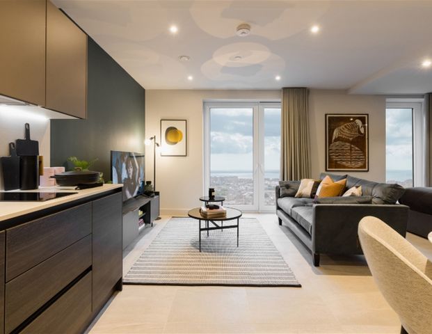 E081 - Moda, Hove Central (Brighton & Hove) - Photo 1