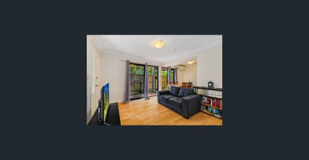 ONE BEDROOM TOWNHOUSE - SHERWOOD - Photo 5