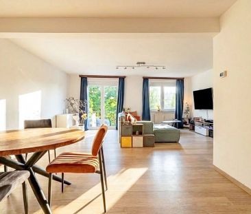 Appartement te huur in Tournai voor € 775 met 2 slaapkamers - Photo 4