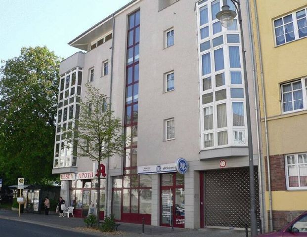3-Zimmer Wohnung mit Balkon und Wintergarten im belebten Lichtenberg! - Foto 1