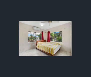 Tropical Lifestyle Meets Everyday Convenience - Photo 4