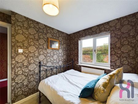 3 bedroom semi-detached house to rent - Photo 3