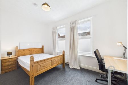 4 bedroom house to rent - Photo 4