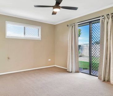 Perfectly located with room to move! - Photo 3
