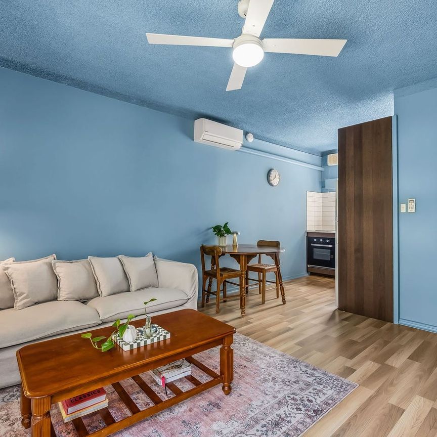 THE PERFECT CITY PAD - YOUR INNER-URBAN LIFESTYLE STARTS HERE! - Photo 1