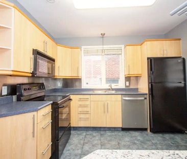 109 Clarke Street — Three-Bedroom Suite - Photo 1