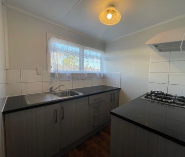 43A Hallberry Road, Mangere East, Auckland - Photo 6