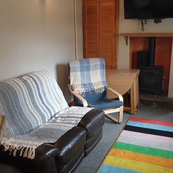 6 bedroom house - Photo 1