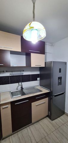 Închiriez apartament 2 camere - Photo 5