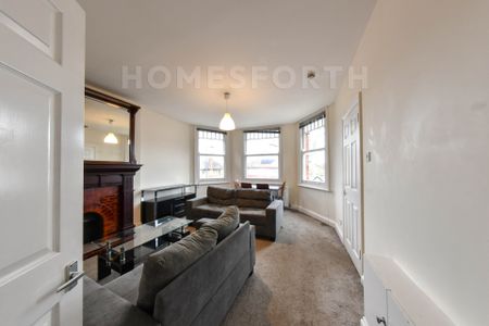 2 Bedroom Flat - Photo 4