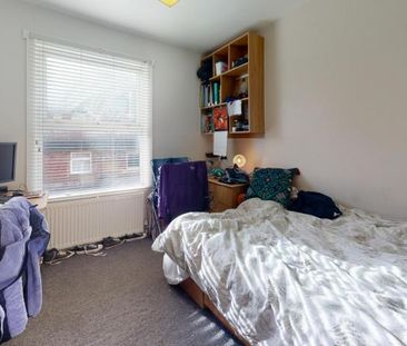 Granby Grove, - Photo 1