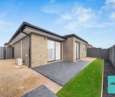 Charming Family Home in Prime Ararat Location – Walk to Shops, Scho... - Photo 6