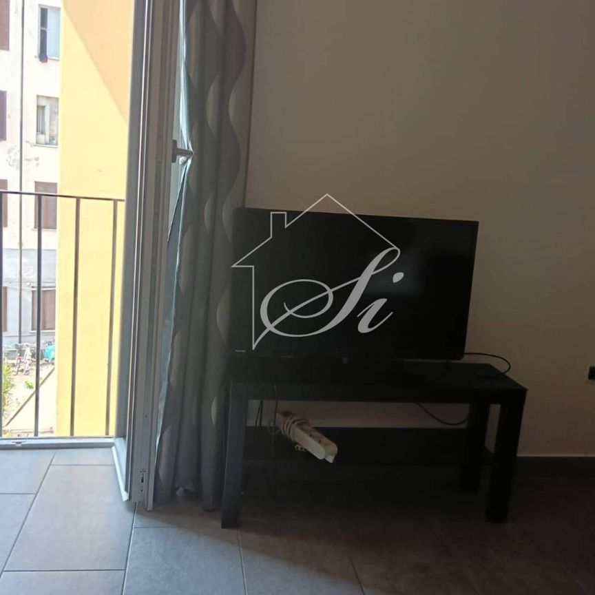 Bilocale Ripa di Porta Ticinese 27, Navigli - Darsena, Milano - Photo 1