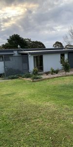 CUTE COTTAGE IN NORTH NAROOMA - Photo 4