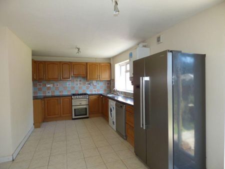 3 bedroom semi-detached house to rent - Photo 4