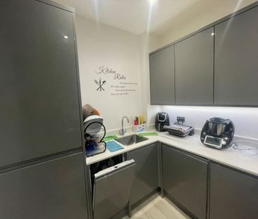 Room in a Shared Flat, Lea Bridge Road, E10 - Photo 3