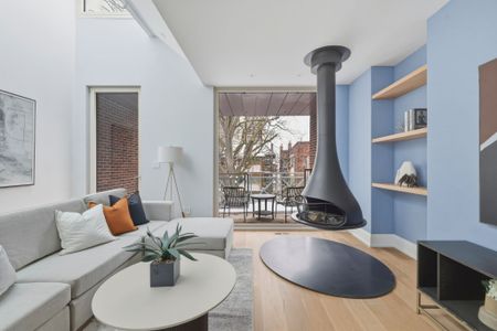 For Lease - 94 B Admiral Road, Toronto, Ontario - Photo 2