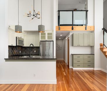 10 Renaissance Sq (5th Floor), New Westminster - Photo 1