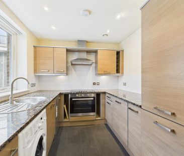 2 bedroom property to rent - Photo 6