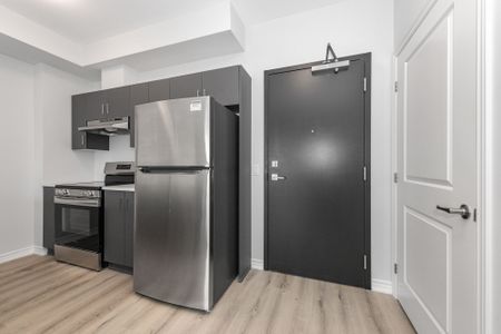 For Lease - 1350 Hemlock Road Unit# 416, Manor Park - Cardinal Glen and Area, Ontario - Photo 5