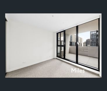 IVANHOE GARDENS - Photo 3