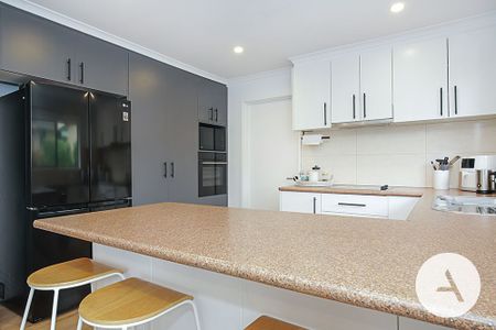 1 Armytage Cct,Kambah - Photo 3