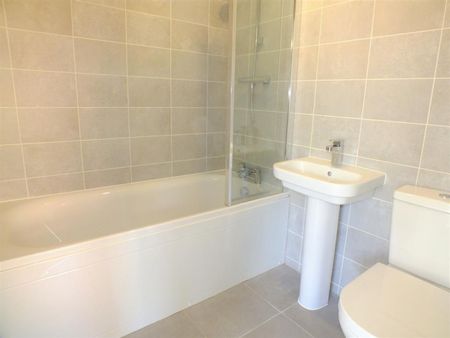 2 bedroom House To Let - Photo 5