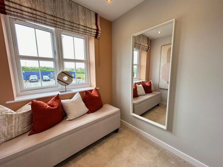 3 bedroom semi-detached house to rent - Photo 2