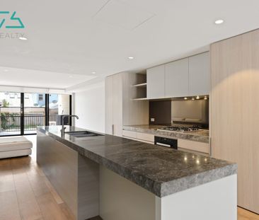 Stunning 4 Bedroom Terrace For Lease - Photo 6