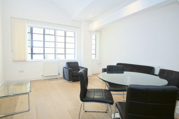 Sail Loft Court, Royal Quay Apartments, 10 Clyde Square, London, E14 7TA - Photo 1