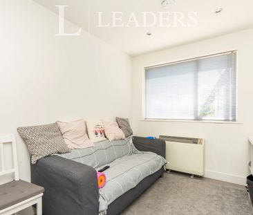 2 bedroom apartment to rent Lake View, 218 Warren Avenue, Southampt... - Photo 4